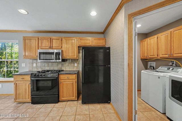 29 Cottonwood Drive, Jackson, NJ 08527