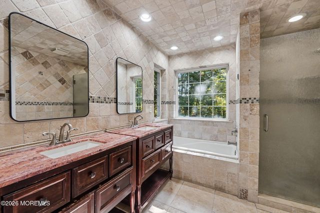 29 Cottonwood Drive, Jackson, NJ 08527