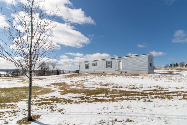 1501 Searles Road, Newport Town, VT 05857