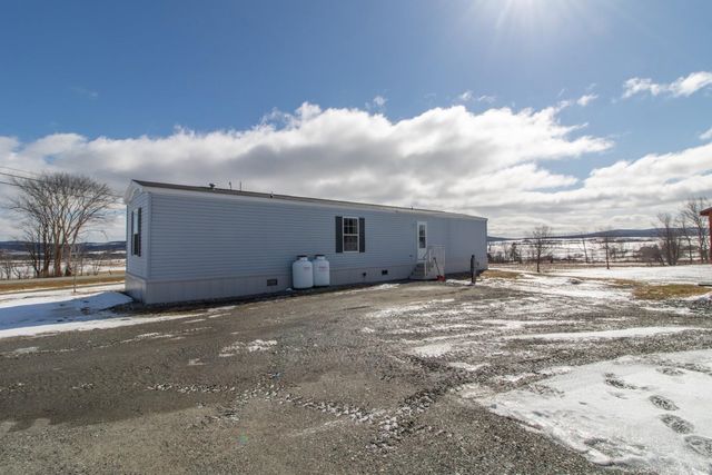 1501 Searles Road, Newport Town, VT 05857