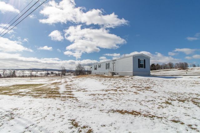 1501 Searles Road, Newport Town, VT 05857