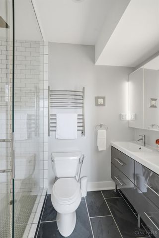 20 W Twelfth Street, Cincinnati, OH 45202