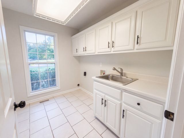 407 Ranch Rd, Portland, TN 37148