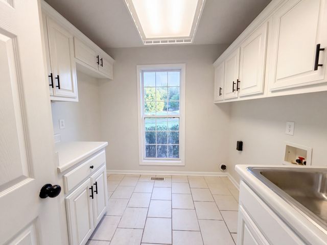 407 Ranch Rd, Portland, TN 37148