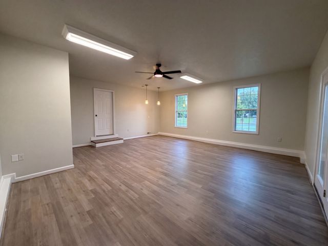 407 Ranch Rd, Portland, TN 37148