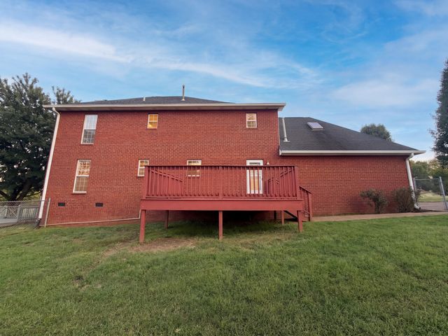 407 Ranch Rd, Portland, TN 37148