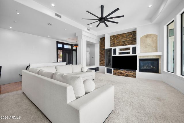 1527 E VILLA MARIA Drive, Phoenix, AZ 85022