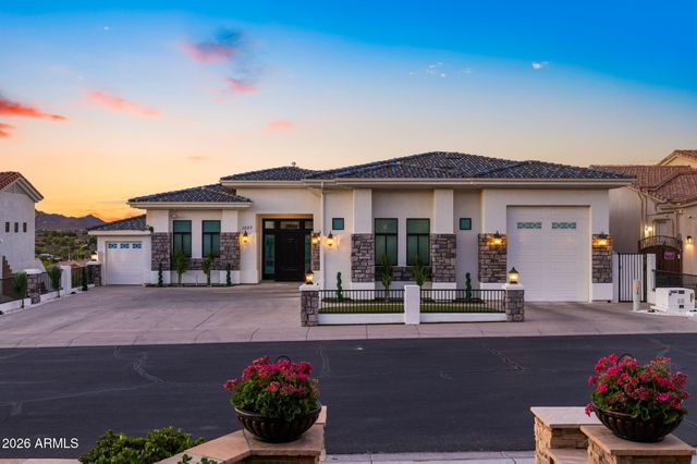 1527 E VILLA MARIA Drive, Phoenix, AZ 85022