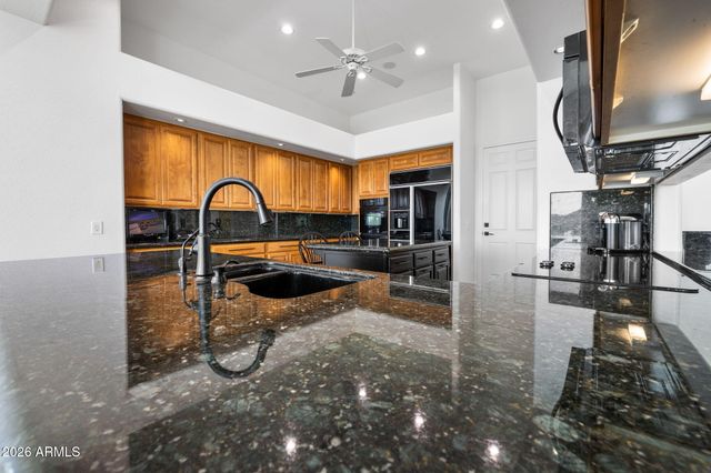 1527 E VILLA MARIA Drive, Phoenix, AZ 85022