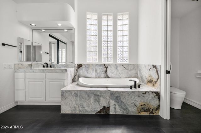 1527 E VILLA MARIA Drive, Phoenix, AZ 85022