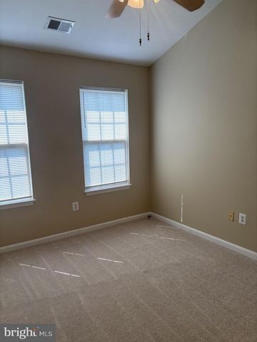21156 DOMAIN TER, Sterling, VA 20165