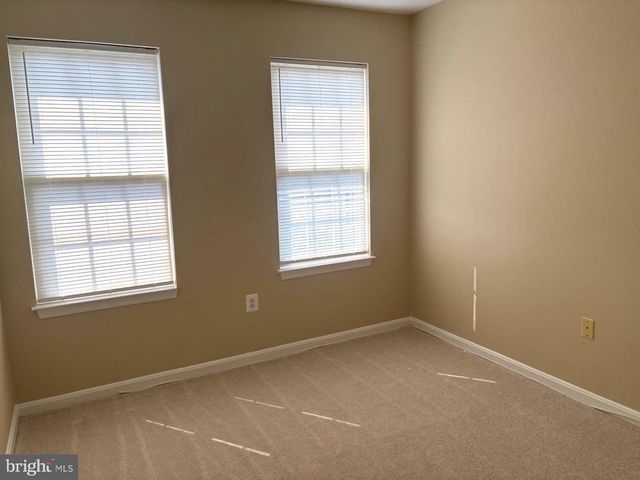 21156 DOMAIN TER, Sterling, VA 20165