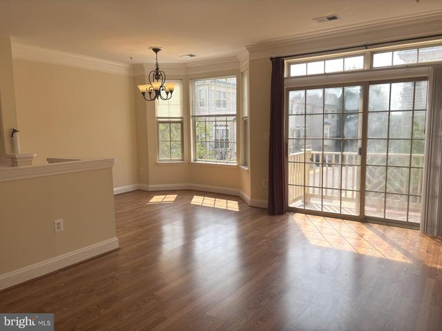 21156 DOMAIN TER, Sterling, VA 20165