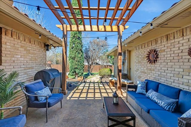 1111 Berkshire Court, Trophy Club, TX 76262