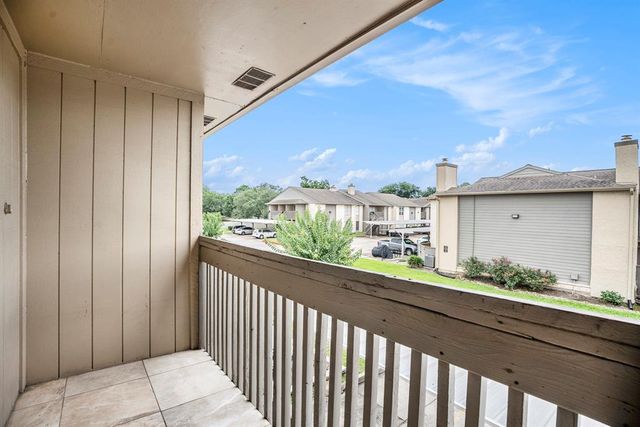 1900 Bay Area Boulevard 109, Houston, TX 77058