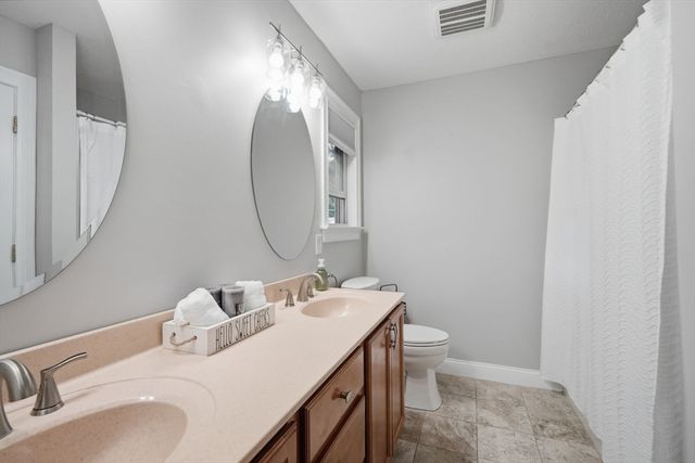73 Meadowbrook Rd, Springfield, MA 01128