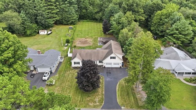73 Meadowbrook Rd, Springfield, MA 01128