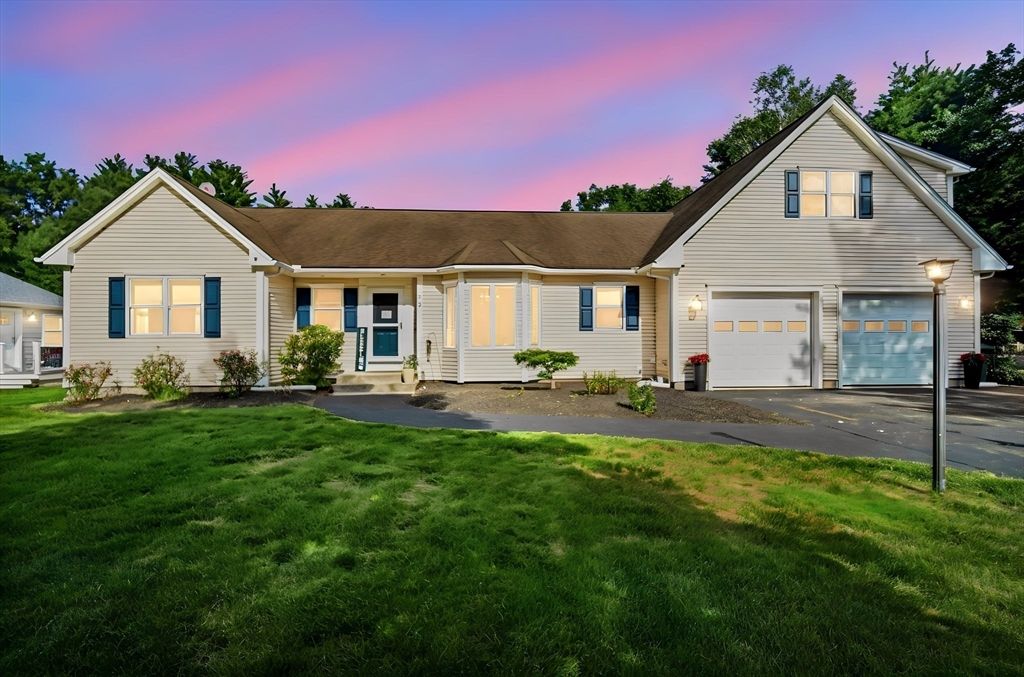 73 Meadowbrook Rd, Springfield, MA 01128