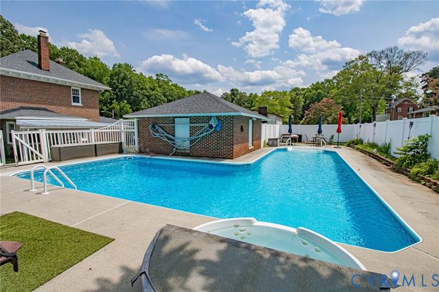 500 Mansion Dr, Hopewell, VA 23860