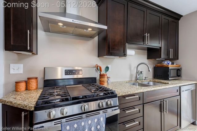 1440 Catalpa Drive, Berkley, MI 48072