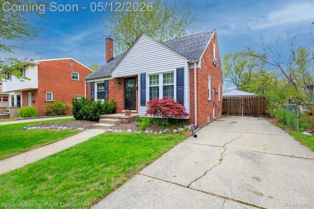 1440 Catalpa Drive, Berkley, MI 48072