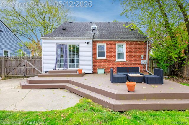 1440 Catalpa Drive, Berkley, MI 48072