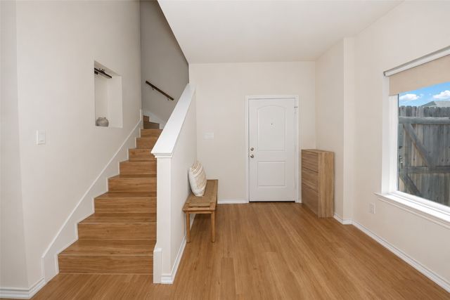 256 Natalie Drive, Grand Prairie, TX 75051