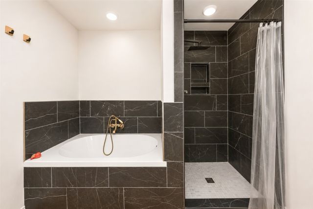 256 Natalie Drive, Grand Prairie, TX 75051