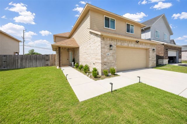 256 Natalie Drive, Grand Prairie, TX 75051