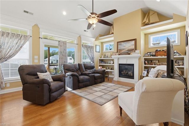 111 Golf Club DR, Elizabeth City, NC 27909