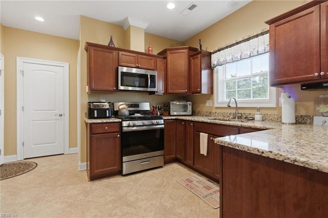 111 Golf Club DR, Elizabeth City, NC 27909