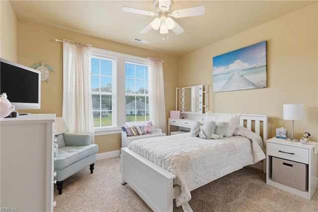 111 Golf Club DR, Elizabeth City, NC 27909