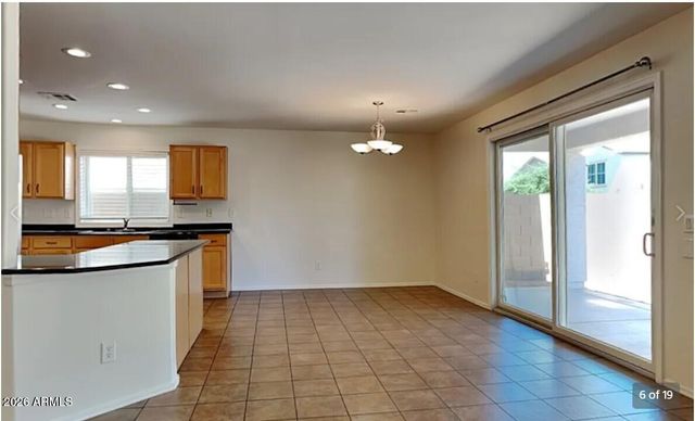 2246 E BOWKER Street, Phoenix, AZ 85040
