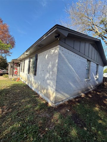 2225 Sybil Drive, Mesquite, TX 75149