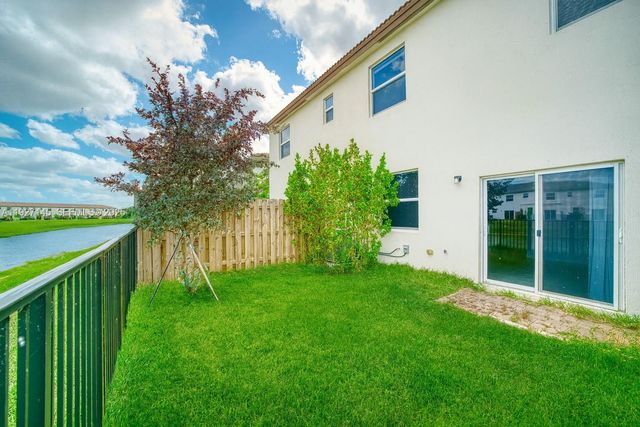 12661 NW 23rd Pl, Miami, FL 33167