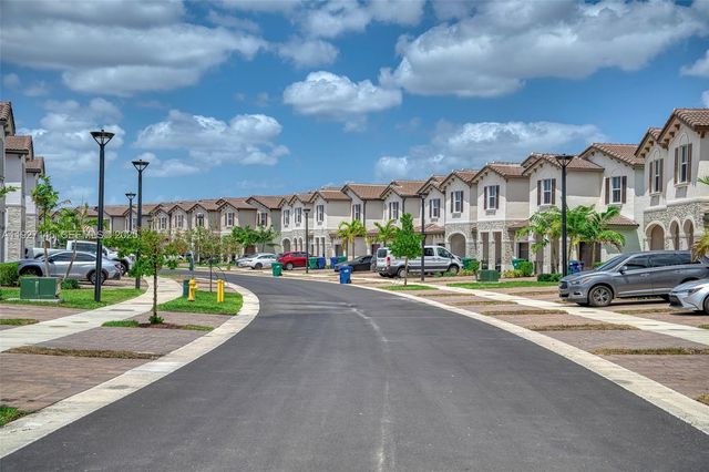 12661 NW 23rd Pl, Miami, FL 33167