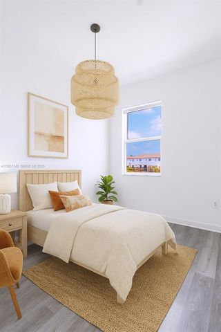 12661 NW 23rd Pl, Miami, FL 33167