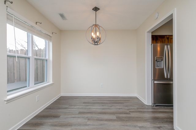 1992 N WATERFRONT DRIVE D, Columbia, MO 65202