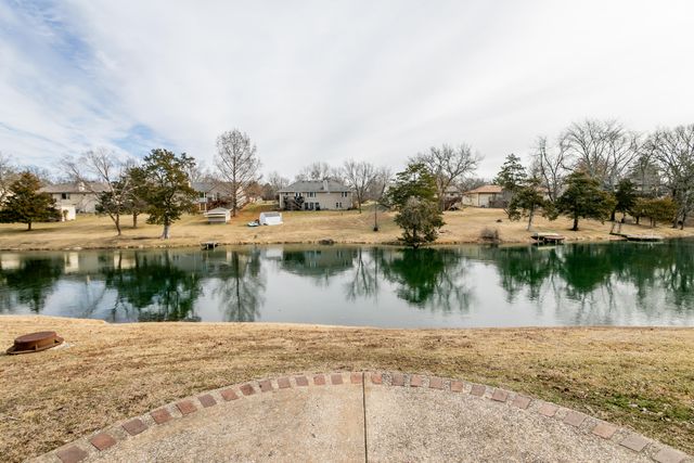 1992 N WATERFRONT DRIVE D, Columbia, MO 65202