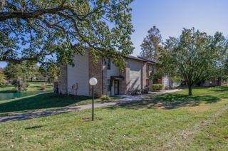 1992 N WATERFRONT DRIVE D, Columbia, MO 65202