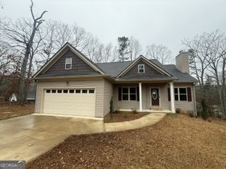 3129 Hidden Pass, Gainesville, GA 30506