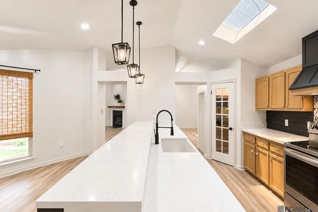 2554 Torrey Pine Dr, Baton Rouge, LA 70816