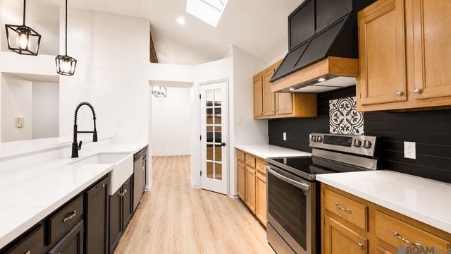 2554 Torrey Pine Dr, Baton Rouge, LA 70816