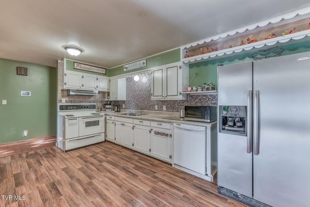 1436 Charity Hill Road, Elizabethton, TN 37643