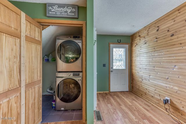 1436 Charity Hill Road, Elizabethton, TN 37643