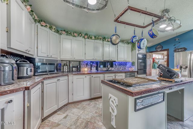 1436 Charity Hill Road, Elizabethton, TN 37643