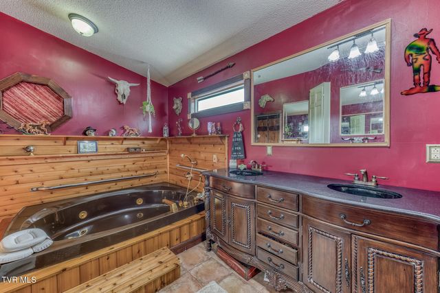 1436 Charity Hill Road, Elizabethton, TN 37643