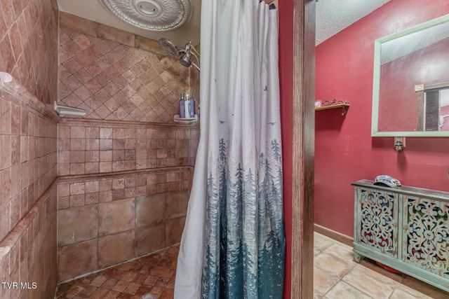 1436 Charity Hill Road, Elizabethton, TN 37643