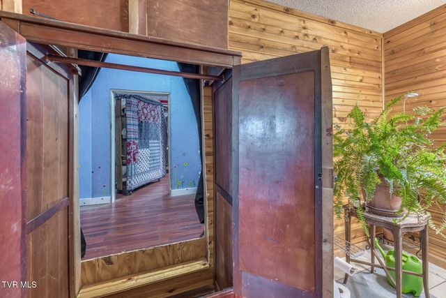 1436 Charity Hill Road, Elizabethton, TN 37643