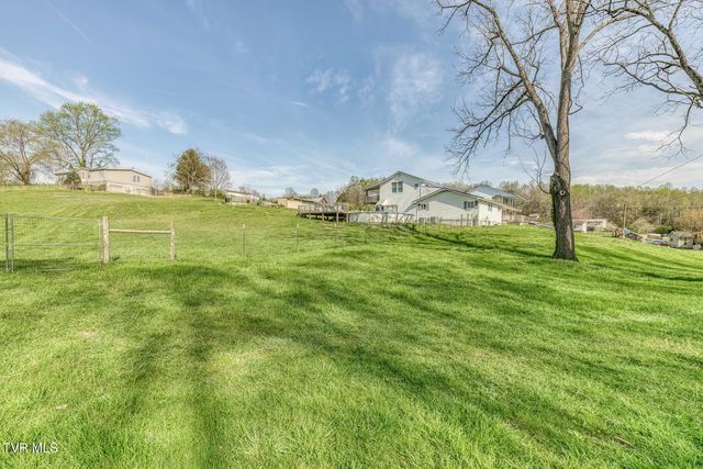 1436 Charity Hill Road, Elizabethton, TN 37643